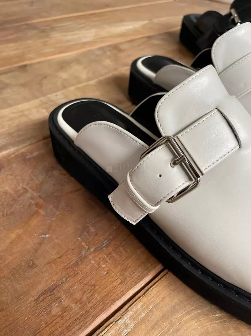 Nyunyu Wear - Korean Women Fashion - #restrostyle - One Buckle Mule - 8