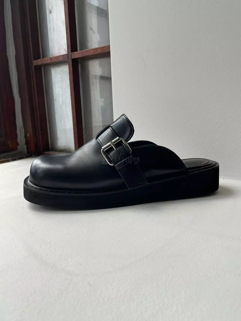Nyunyu Wear - Korean Women Fashion - #shopsmall - One Buckle Mule - 10