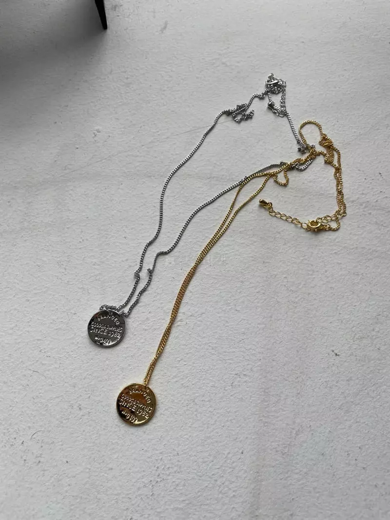 Nyunyu Wear - Korean Women Fashion - #thatsdarling - Low Coin Necklace