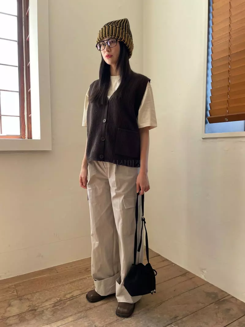 Nyunyu Wear - Korean Women Fashion - #thelittlethings - Sage Vest - 2
