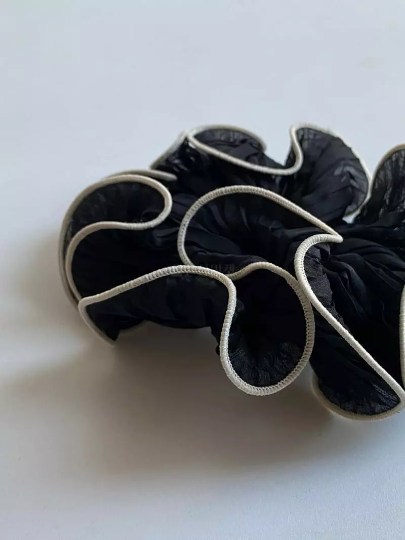 Nyunyu Wear - Korean Women Fashion - #thelittlethings - Frill Chou Hairring