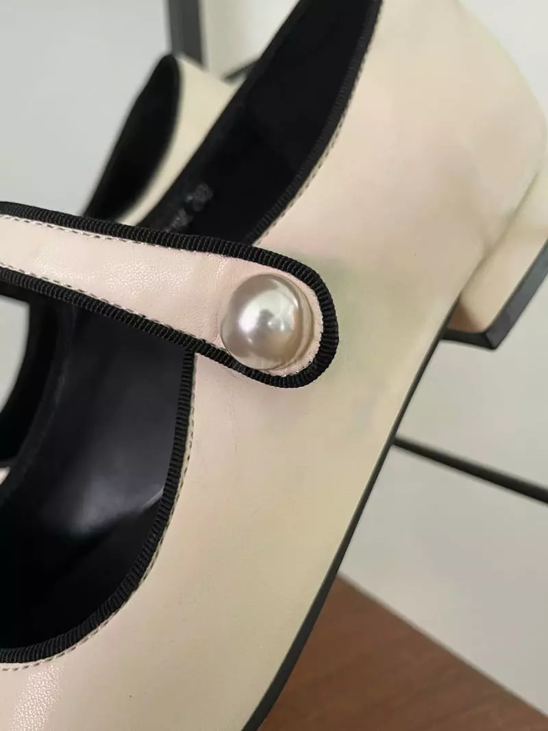 Nyunyu Wear - Korean Women Fashion - #vintagekidsstyle - Point Flats - 8