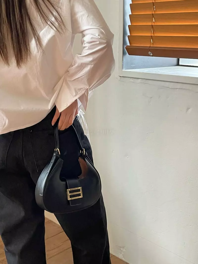 Nyunyu Wear - Korean Women Fashion - #womensfashion - Half Moon Bag - 8