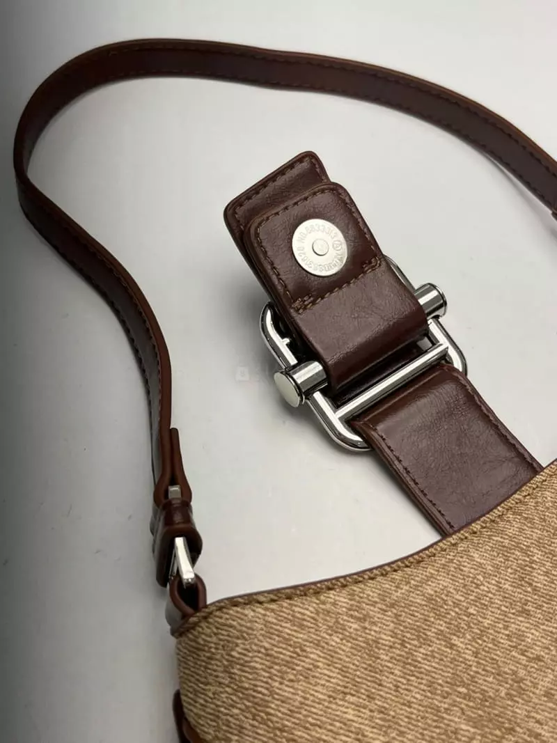 Nyunyu Wear - Korean Women Fashion - #womensfashion - Yubi Bag - 5