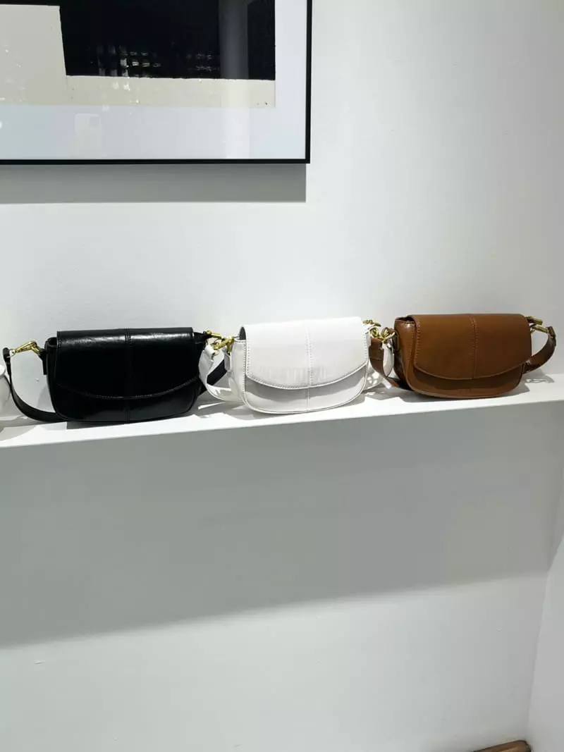 Nyunyu Wear - Korean Women Fashion - #womensfashion - Banrlm Half Bag