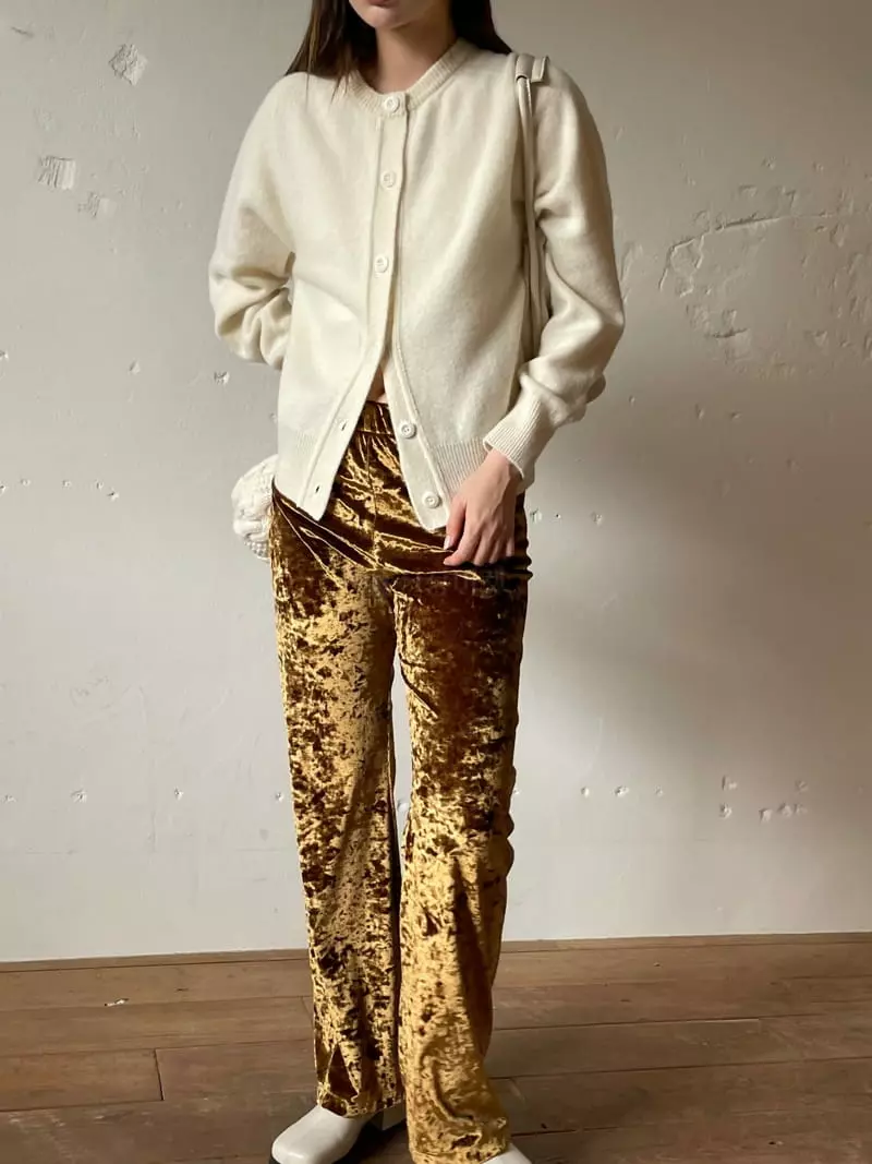 Nyunyu Wear - Korean Women Fashion - #womensfashion - Velvet Pants - 11