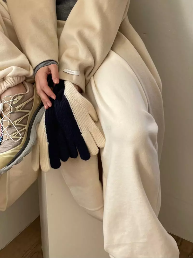 Nyunyu Wear - Korean Women Fashion - #momslook - Half Rib Gloves - 4