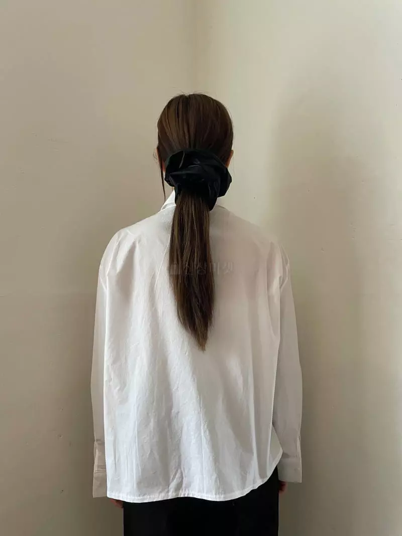 Nyunyu Wear - Korean Women Fashion - #womensfashion - Big Leather Hairring - 5