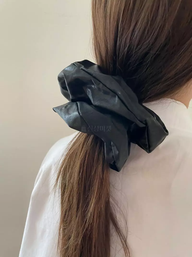Nyunyu Wear - Korean Women Fashion - #womensfashion - Big Leather Hairring - 7