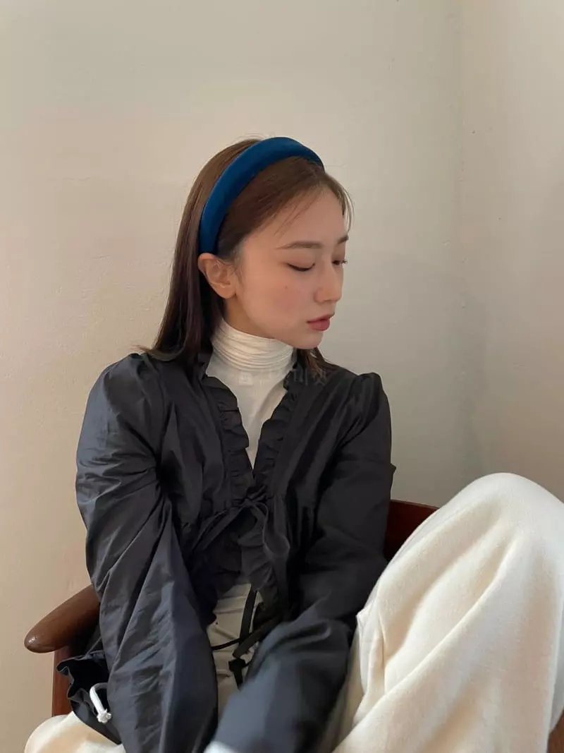 Nyunyu Wear - Korean Women Fashion - #momslook - Dotu Velbet Hairband - 4