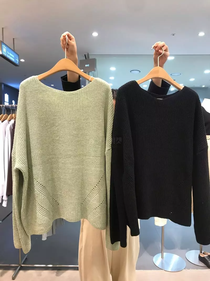 Odor - Korean Women Fashion - #momslook - Cash Hazzi Knit Tee - 6