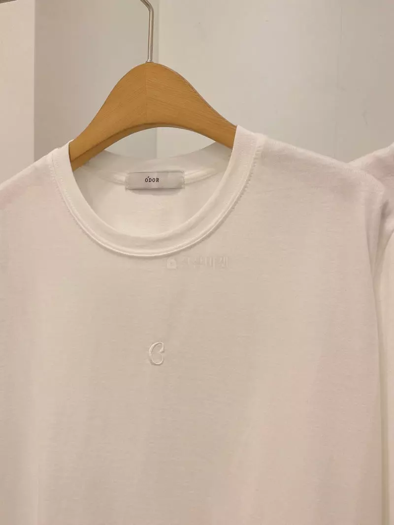 Odor - Korean Women Fashion - #restrostyle - Classic Embroidery Tee - 6