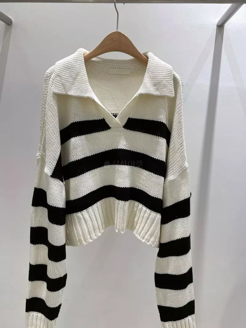 Odor - Korean Women Fashion - #thelittlethings - Crop Stripes Collar Knit Tee - 9