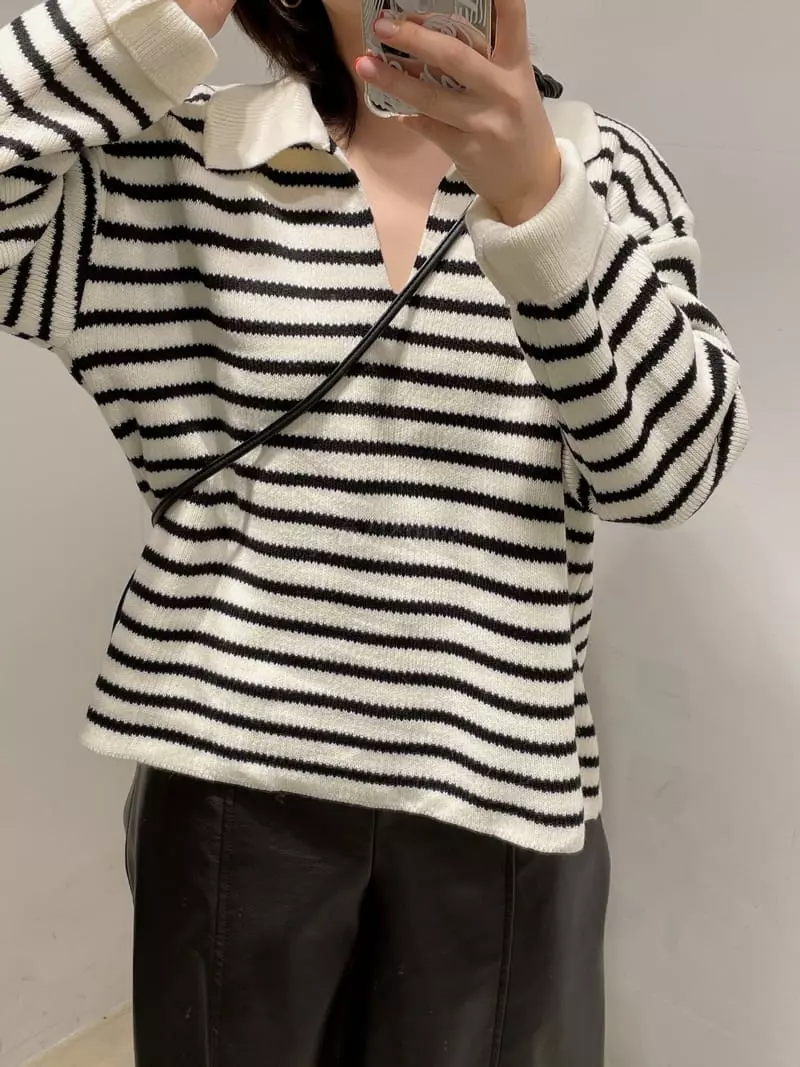 Odor - Korean Women Fashion - #womensfashion - Berry Stripes Collar Knit Tee - 11