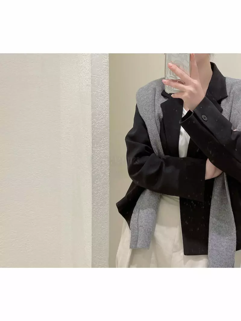 Odor - Korean Women Fashion - #womensfashion - Butter Crop Jacket