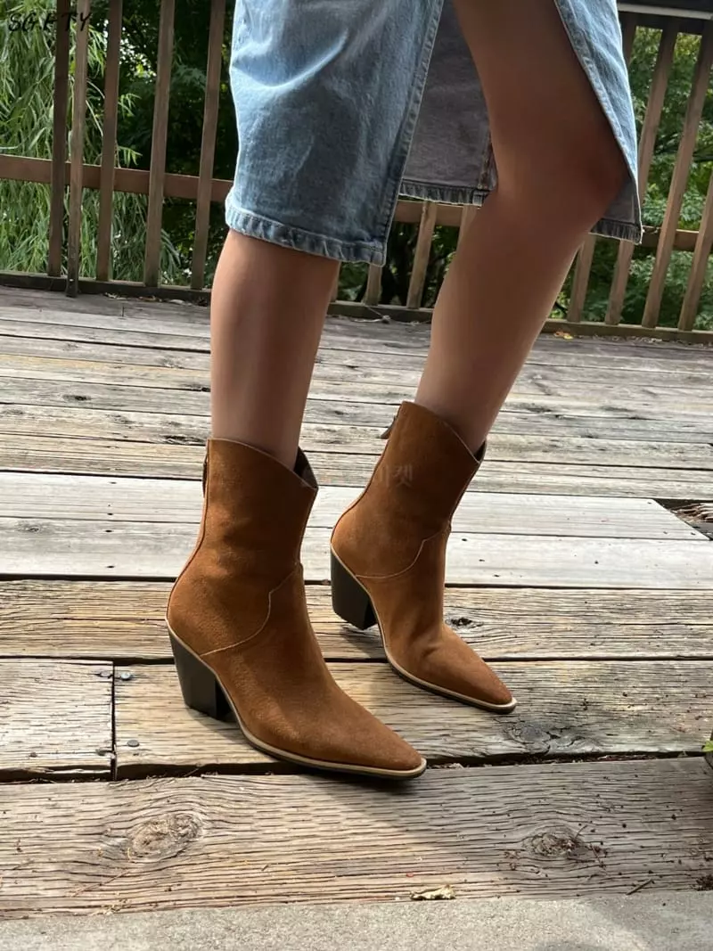 Onandon - Korean Women Fashion - #momslook - 221 Boots - 2