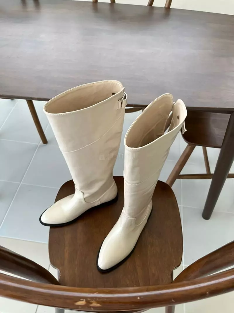 Onandon - Korean Women Fashion - #momslook - 93009 Boots - 10