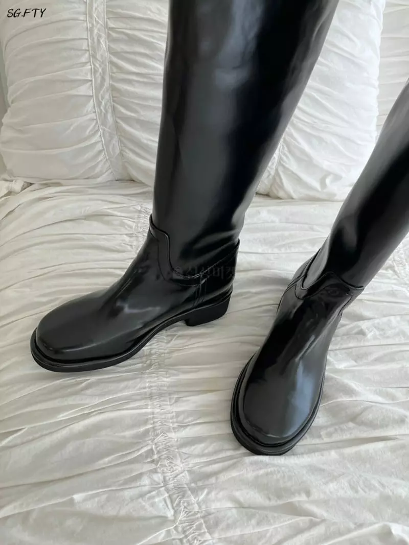 Onandon - Korean Women Fashion - #momslook - 93008 Boots - 10