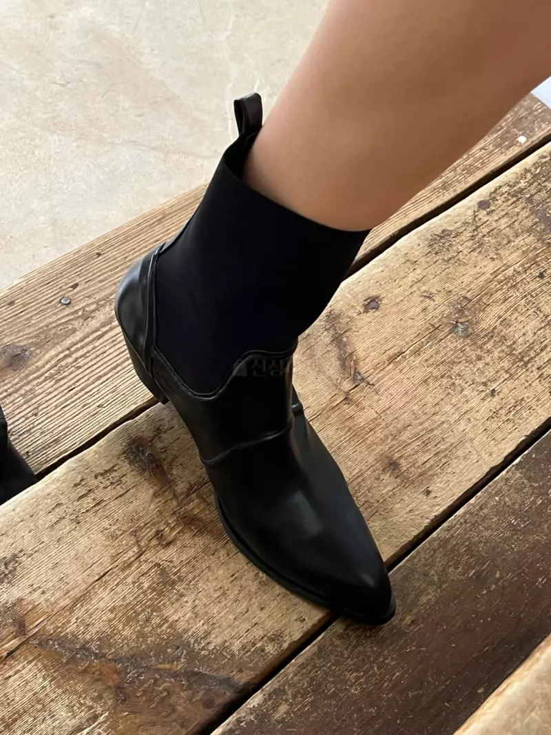Onandon - Korean Women Fashion - #momslook - 93006 Boots - 8