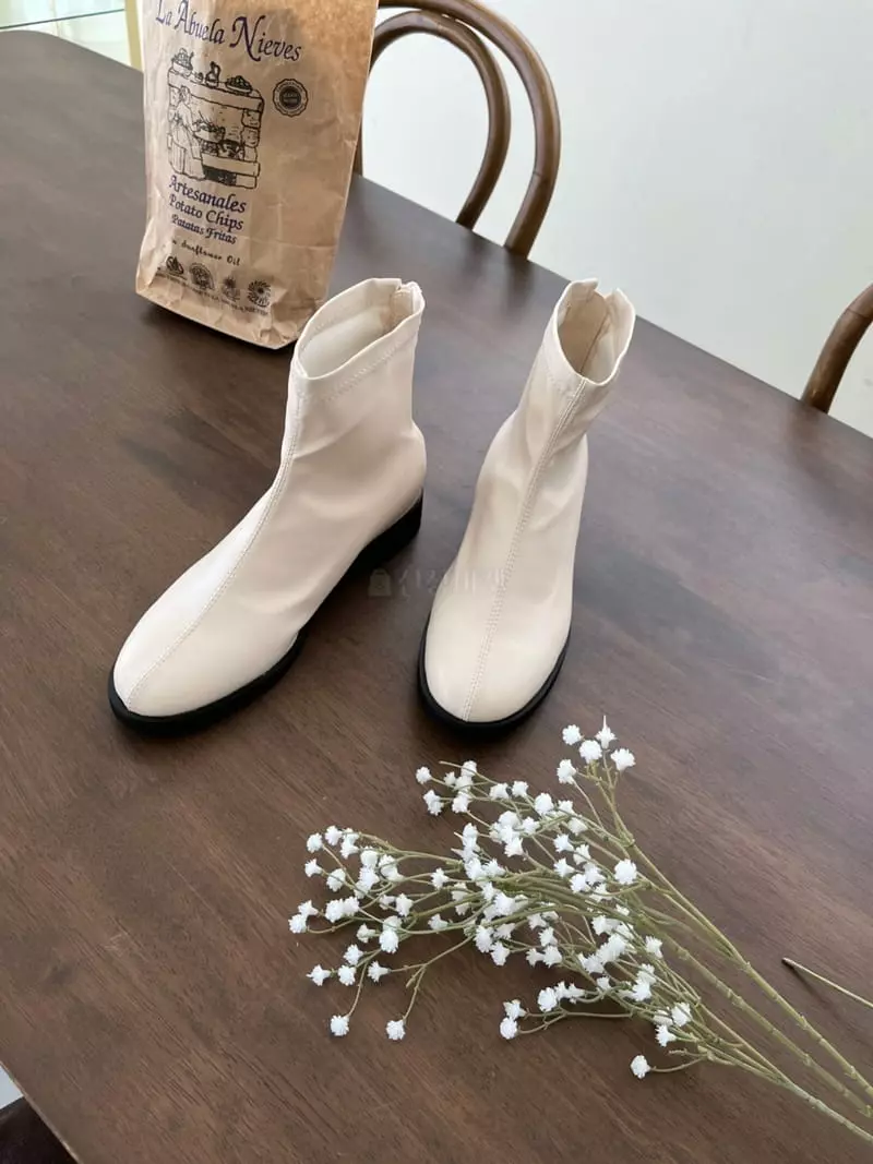 Onandon - Korean Women Fashion - #restrostyle - 0505 Boots - 9