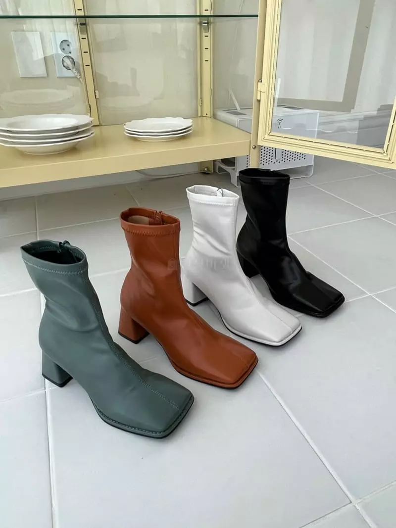 Onandon - Korean Women Fashion - #shopsmall - 83006 Boots