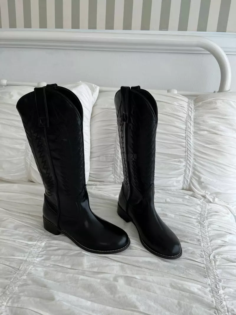 Onandon - Korean Women Fashion - #womensfashion - 83001 Boots - 2