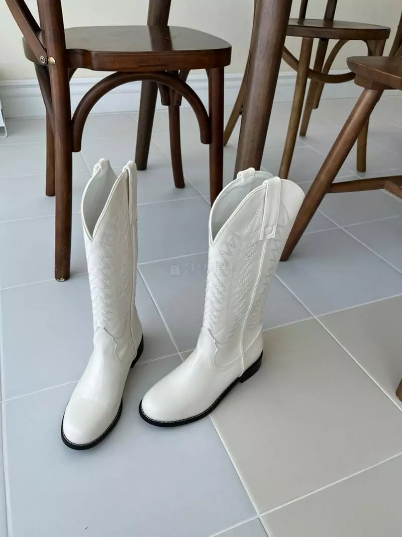 Onandon - Korean Women Fashion - #womensfashion - 83001 Boots - 6