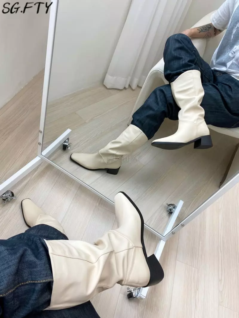 Onandon - Korean Women Fashion - #womensfashion - 6725 Boots - 11
