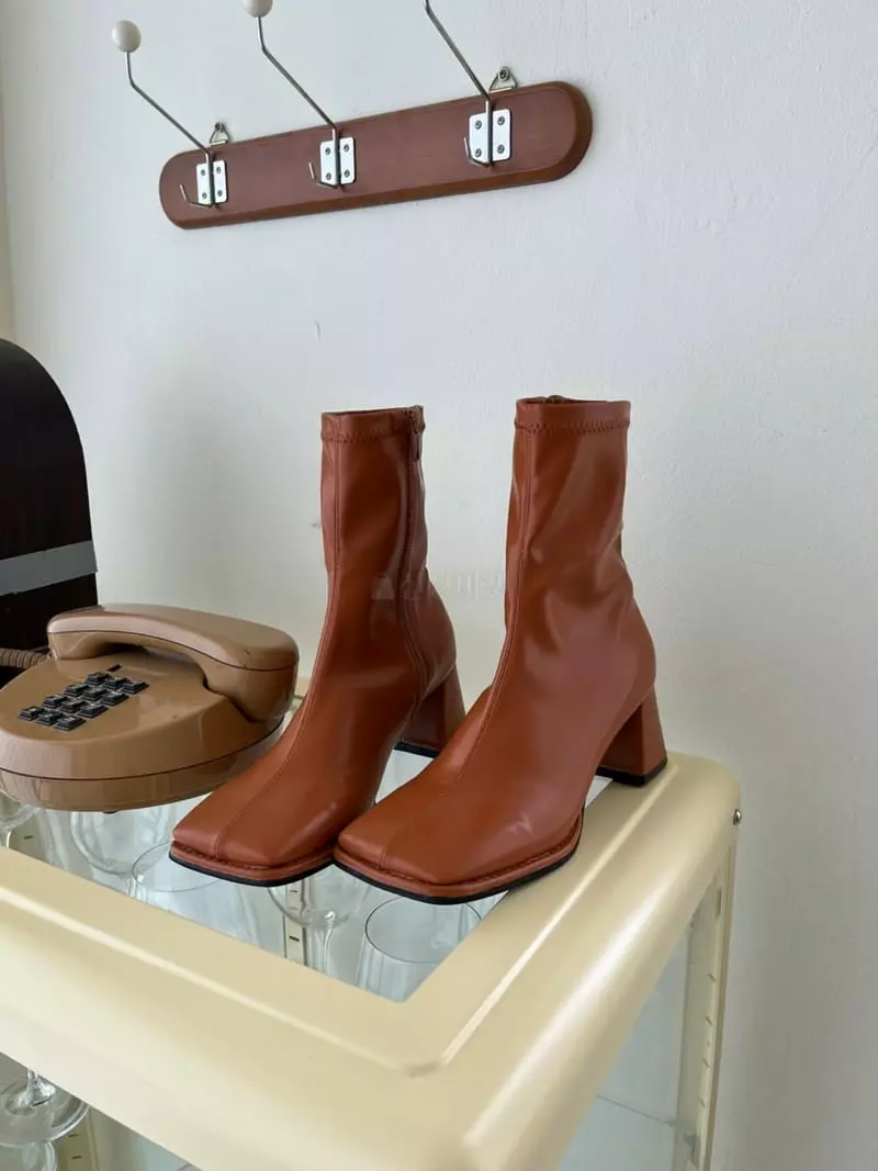 Onandon - Korean Women Fashion - #womensfashion - 83006 Boots - 11