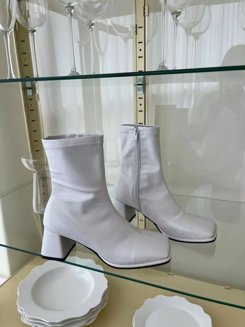 Onandon - Korean Women Fashion - #womensfashion - 83006 Boots - 7
