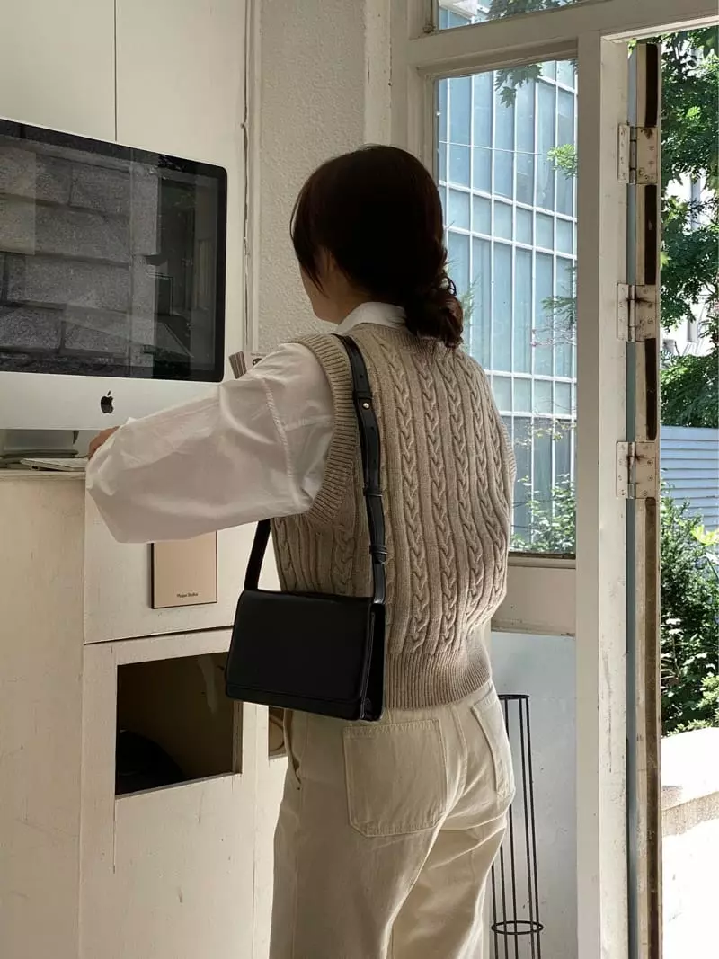 Oneand - Korean Women Fashion - #vintagekidsstyle - Cable Vest - 2