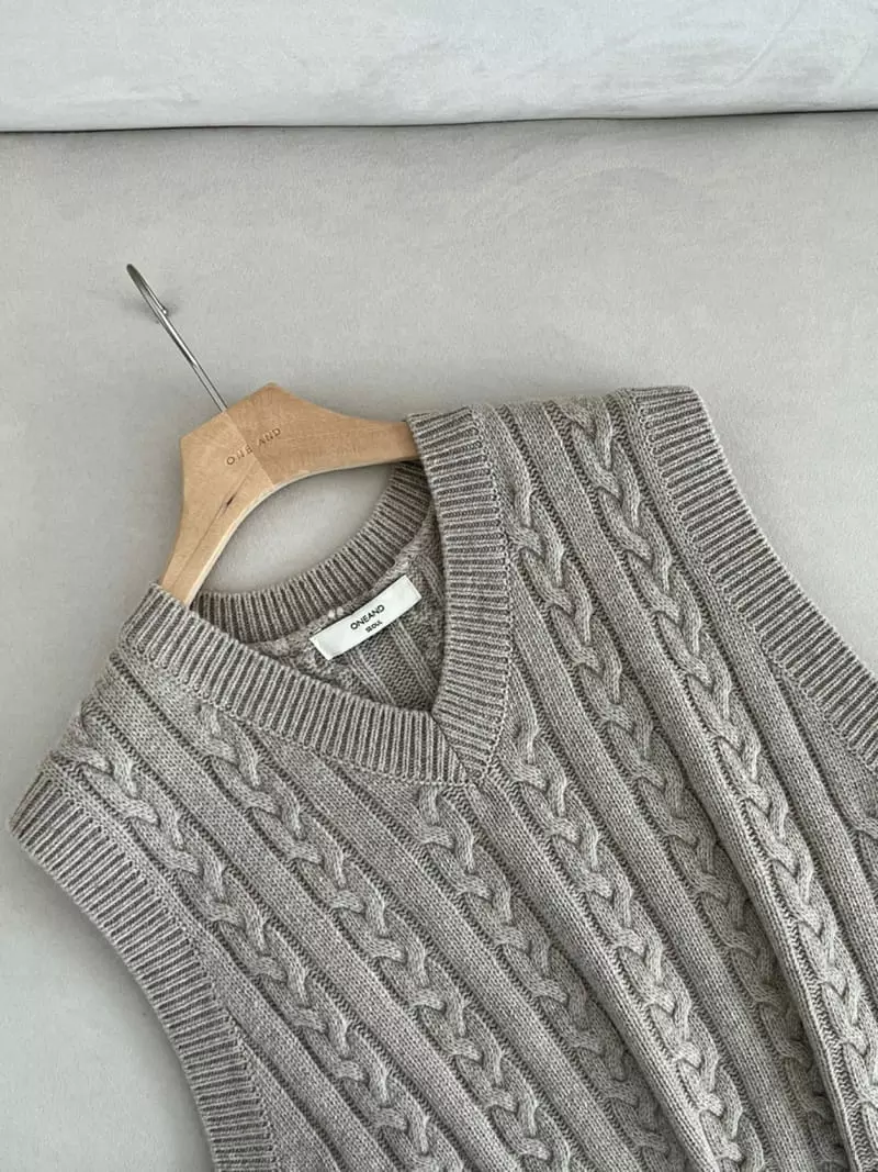Oneand - Korean Women Fashion - #womensfashion - Cable Vest - 12