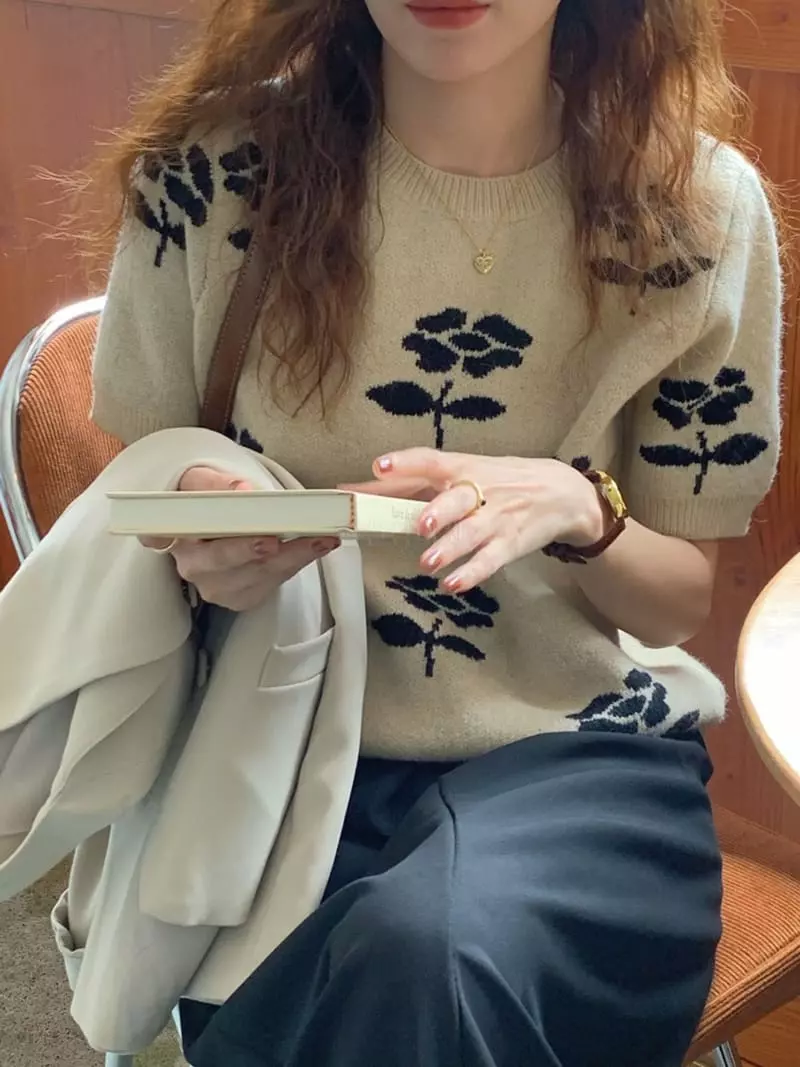 Oneway - Korean Women Fashion - #momslook - Flower Knit Tee