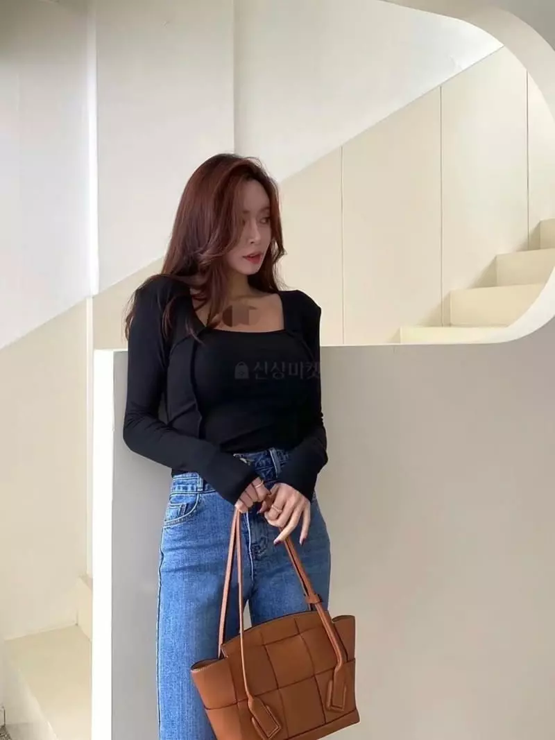 Oneway - Korean Women Fashion - #momslook - Pad Volume Tee - 4