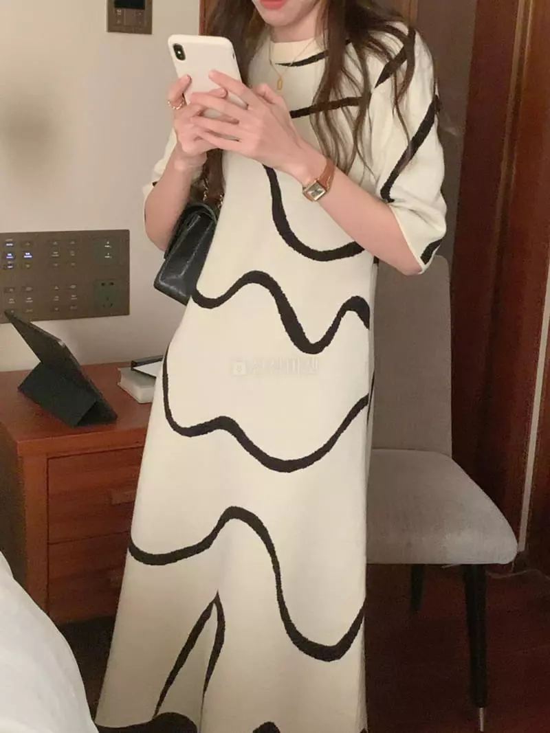 Oneway - Korean Women Fashion - #momslook - Wave Knit One-piece - 3