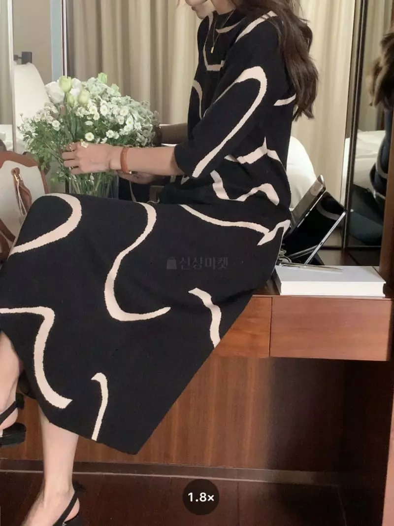 Oneway - Korean Women Fashion - #momslook - Wave Knit One-piece - 5