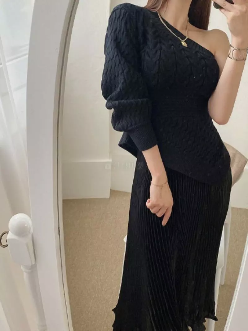 Oneway - Korean Women Fashion - #momslook - Twist Off Shoulder Knit Tee - 8