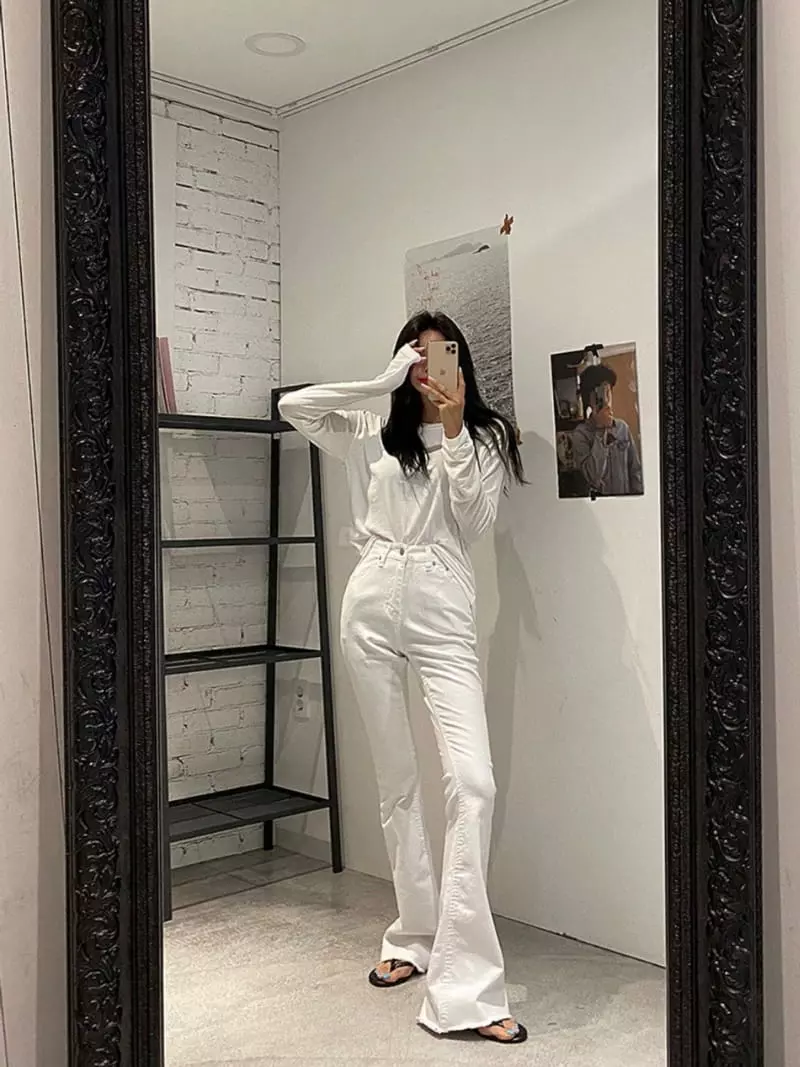 Oneway - Korean Women Fashion - #restrostyle - Chadle Yoni Tee - 5