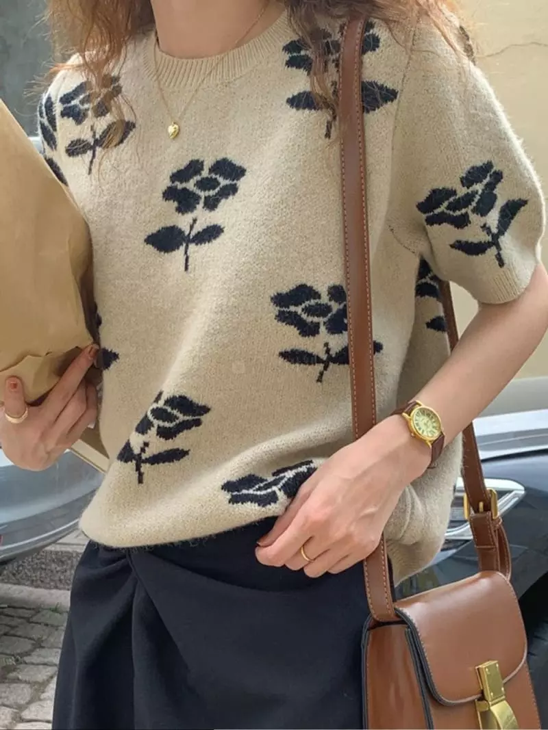 Oneway - Korean Women Fashion - #womensfashion - Flower Knit Tee - 2
