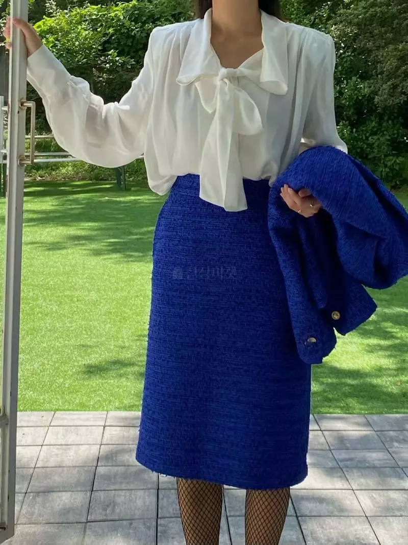 Ouppt - Korean Women Fashion - #womensfashion - Glossia Tie Blouse - 4