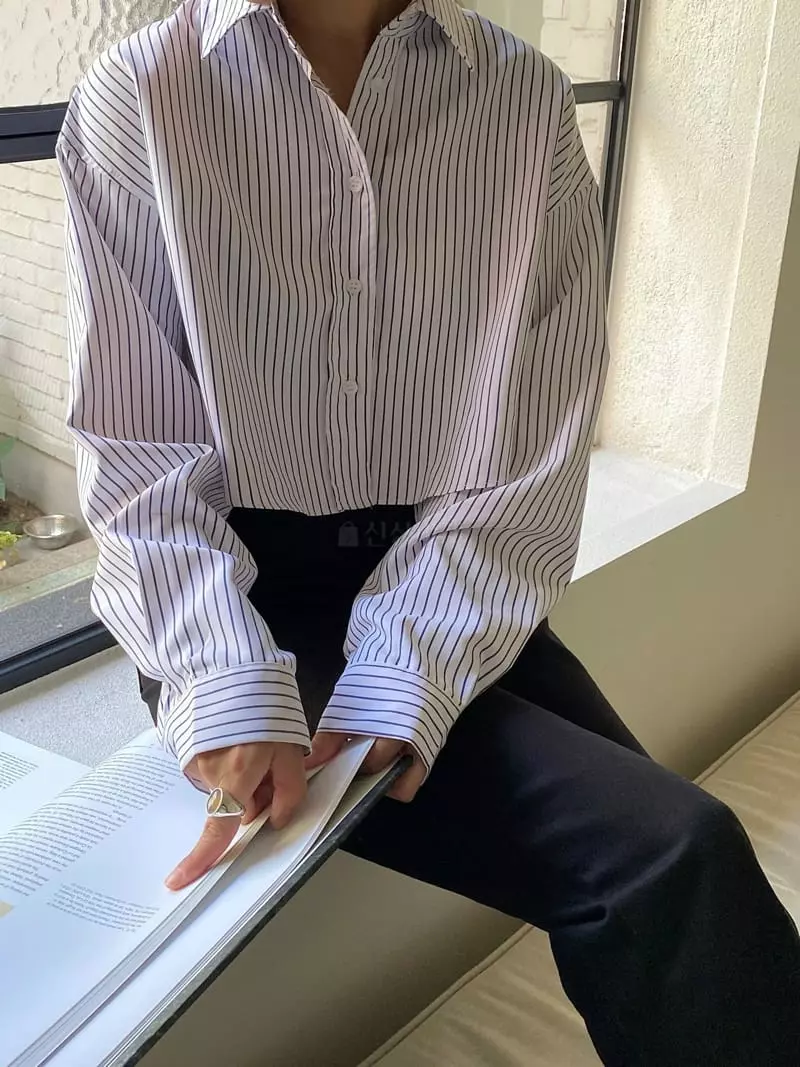 Ouppt - Korean Women Fashion - #restrostyle - Crop Shirt - 6