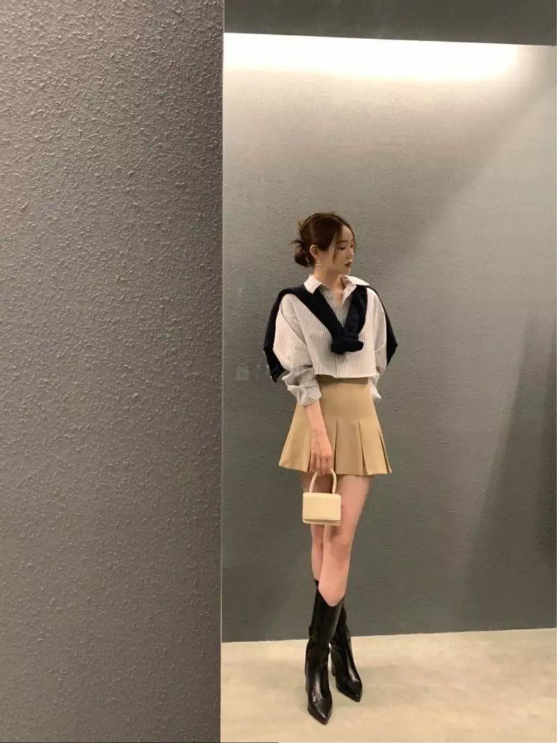 Ouppt - Korean Women Fashion - #womensfashion - Crop Shirt - 2