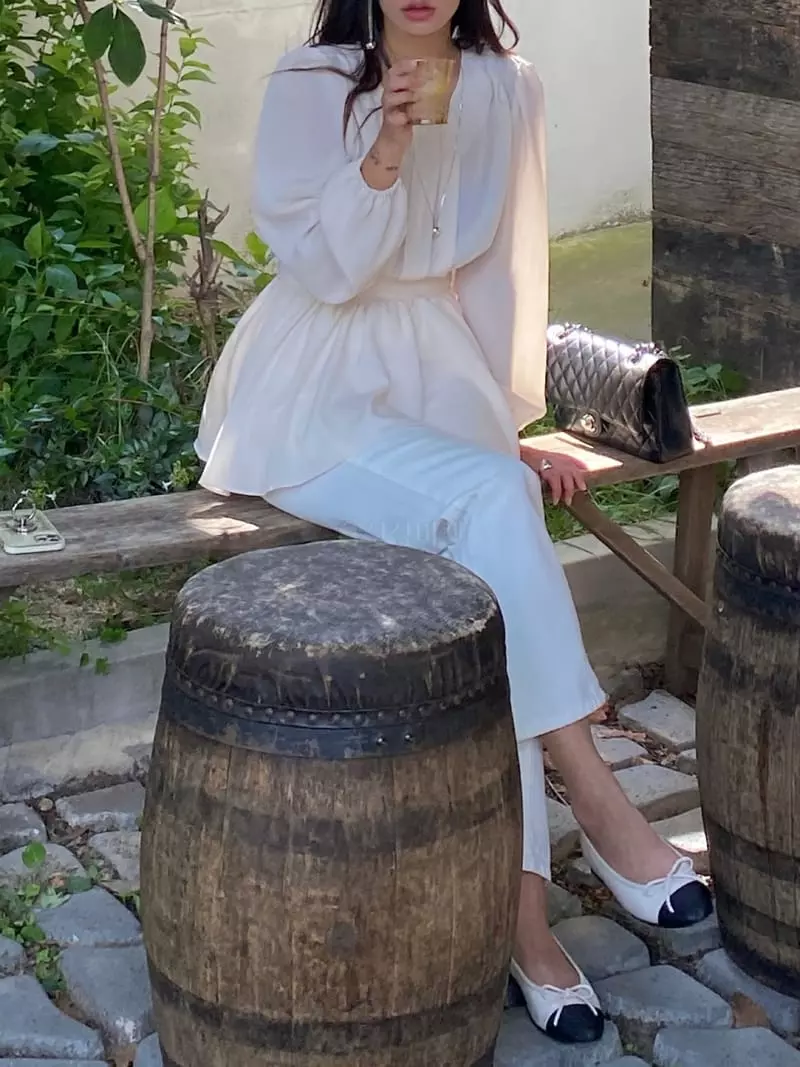 Ouppt - Korean Women Fashion - #momslook - Lilly Blouse - 4