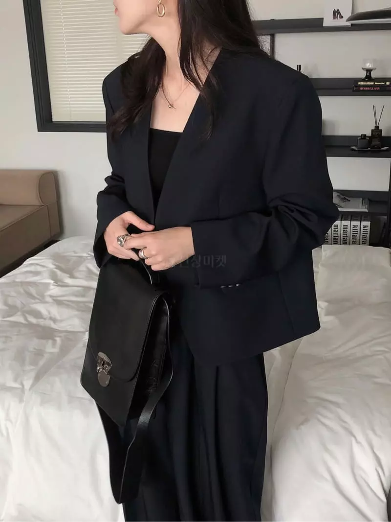 Overclassic - Korean Women Fashion - #momslook - Classic Chick Neck Jacket - 12