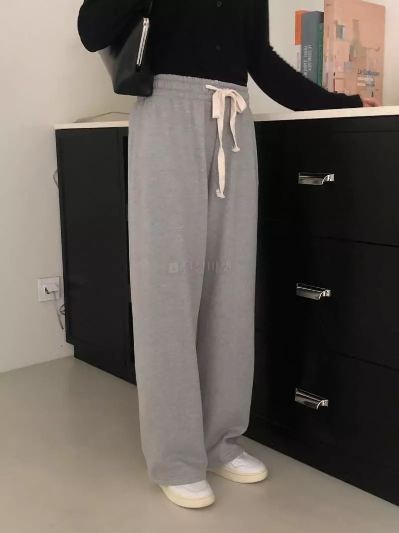 Overclassic - Korean Women Fashion - #womensfashion - Embrodiery Teaining Pants - 4