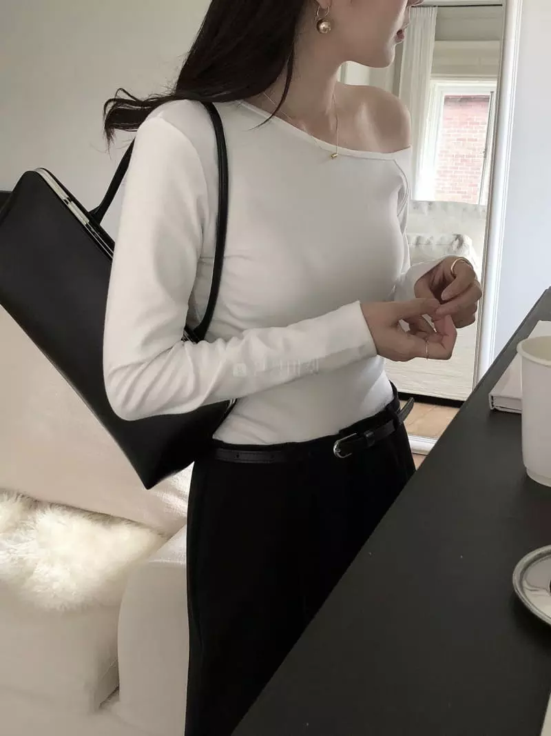 Overclassic - Korean Women Fashion - #momslook - Unbal Long Sleeves Tee - 6