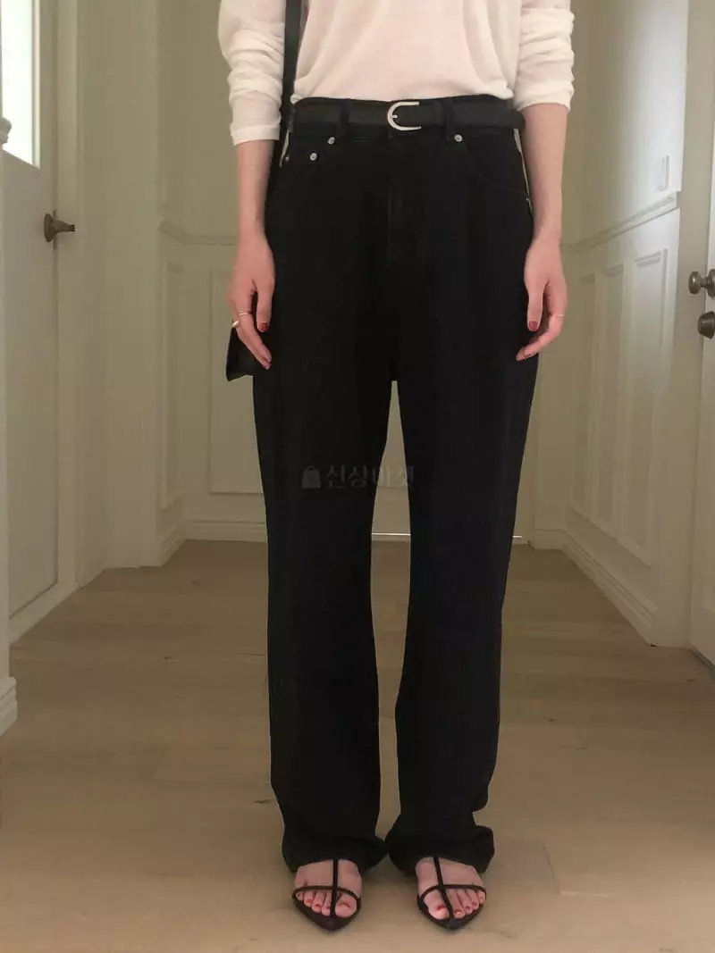 Overclassic - Korean Women Fashion - #momslook - Siena Black Jeans - 3