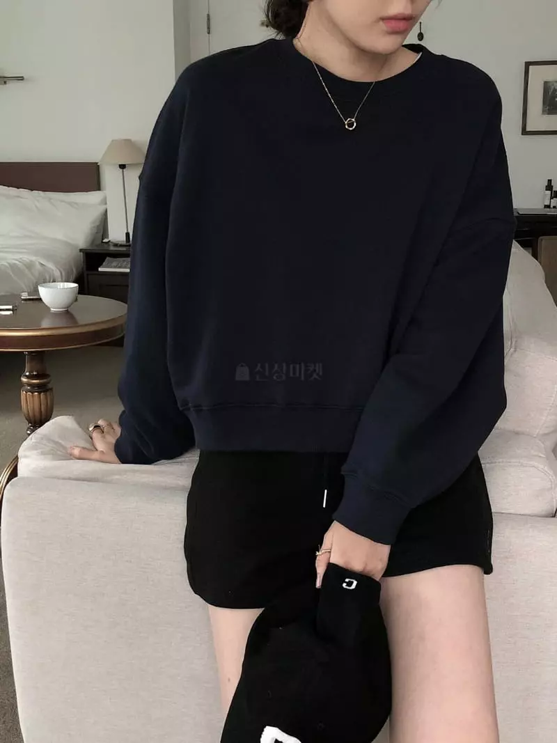 Overclassic - Korean Women Fashion - #momslook - Semi Crop Sweatshirt - 12