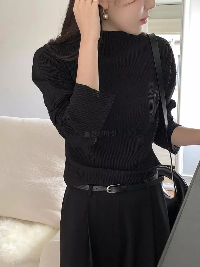 Overclassic - Korean Women Fashion - #momslook - Brin Pleats Tee - 6
