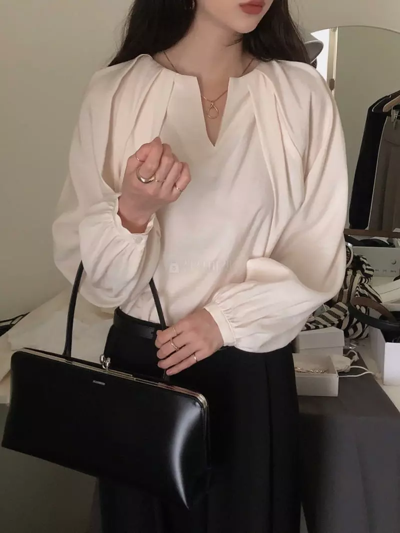 Overclassic - Korean Women Fashion - #momslook - Bowl Pintuck Blouse - 2